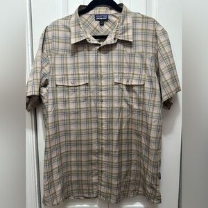 Patagonia Men's Beige Plaid Button Down Shirt‎